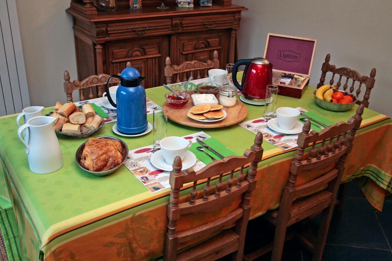 Bed and Breakfast Ferme Brocart Bouvines Экстерьер фото